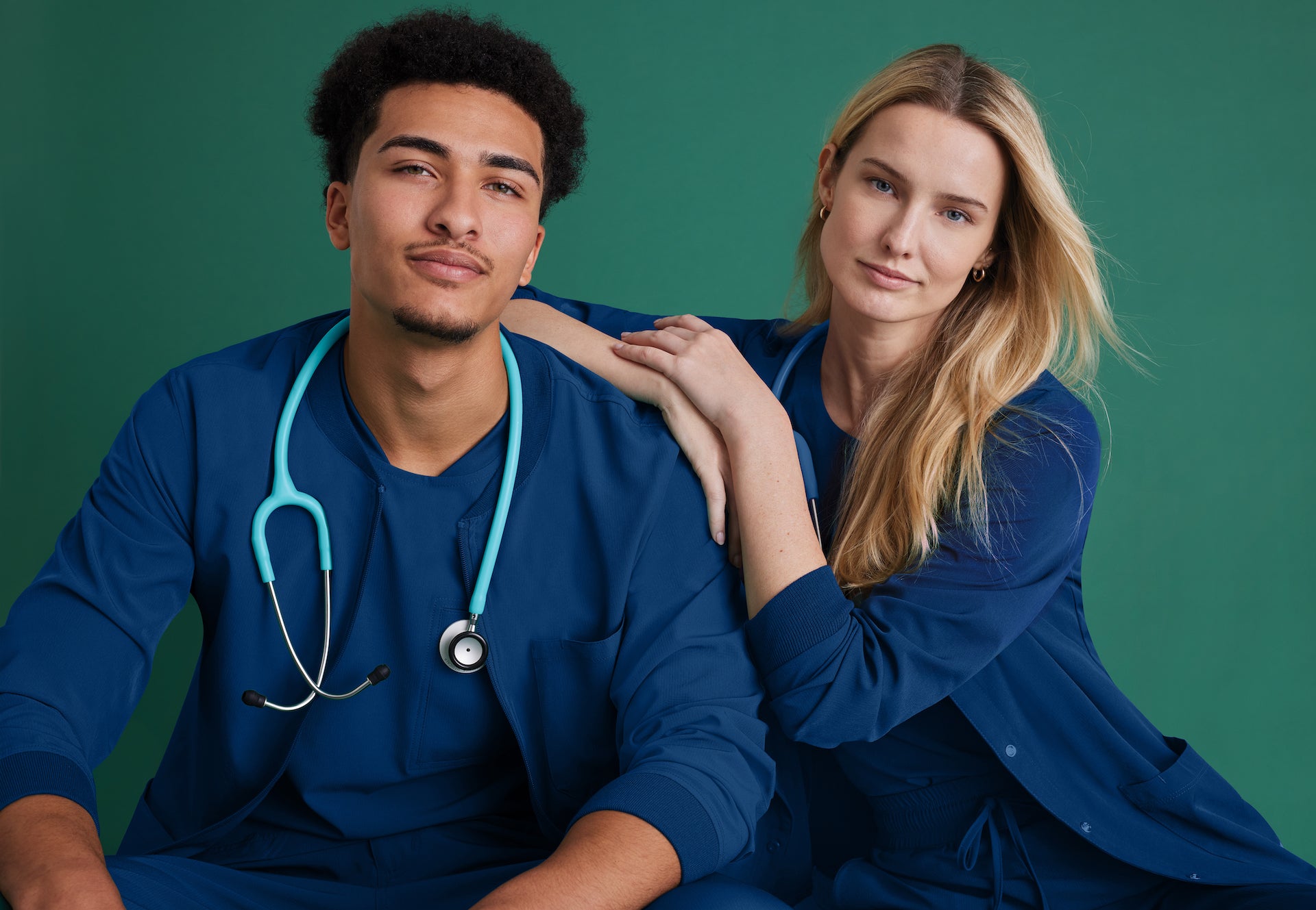 SKT147 - Skechers Women's Single Pocket V-Neck Tuck In Top